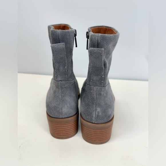 LUCKY BRAND Gray suede KASEY heeled ankle boots size 6.5 - Picture 2 of 8
